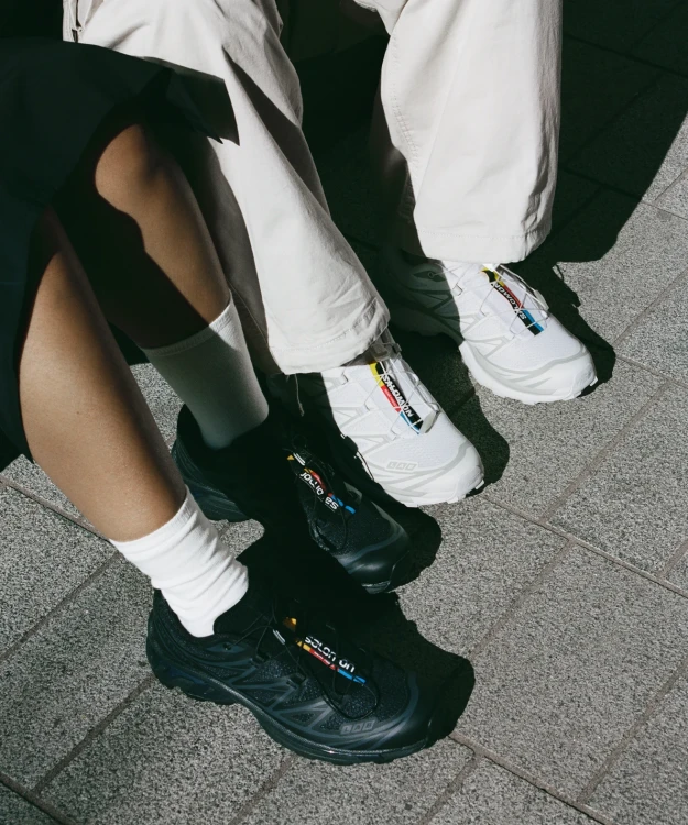 XT- White Black TatraStore.webp