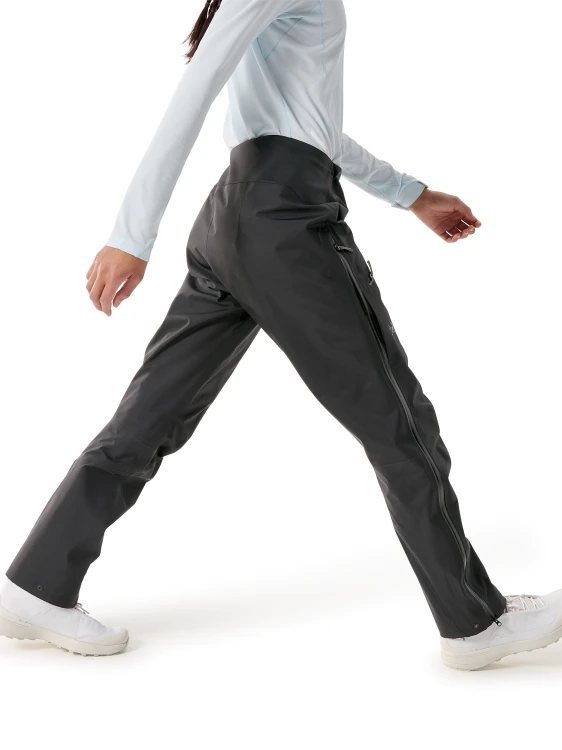 X000009468_002291 Arcteryx Beta Pant Women Black (1).png