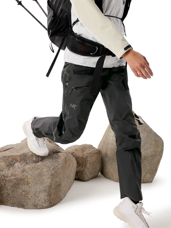 X000009468_002291 Arcteryx Beta Pant Women Black (5).png