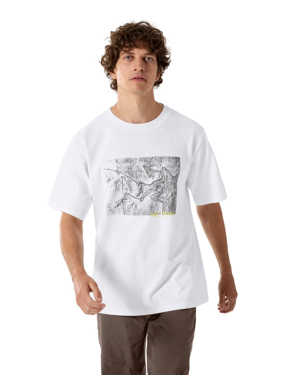 X000009926_017552 Arcteryx Kragg Cotton Lithographica SS M White Light  (2).png