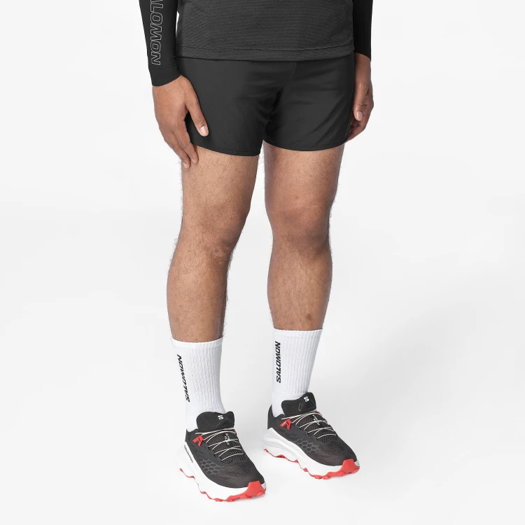 LC2450400 Spodenki męskie Salomon SHAKEout CORE 5 M DEEP BLACK TatraStore (2).png