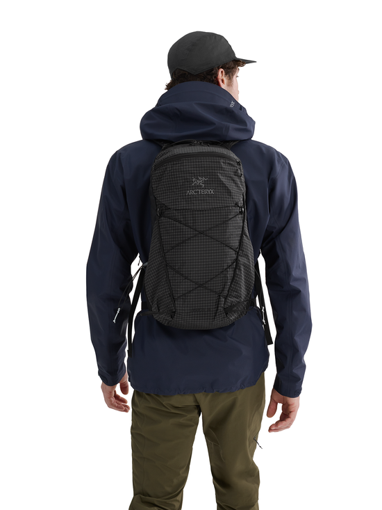 plecak arcteryx aerios 18 black 6.png