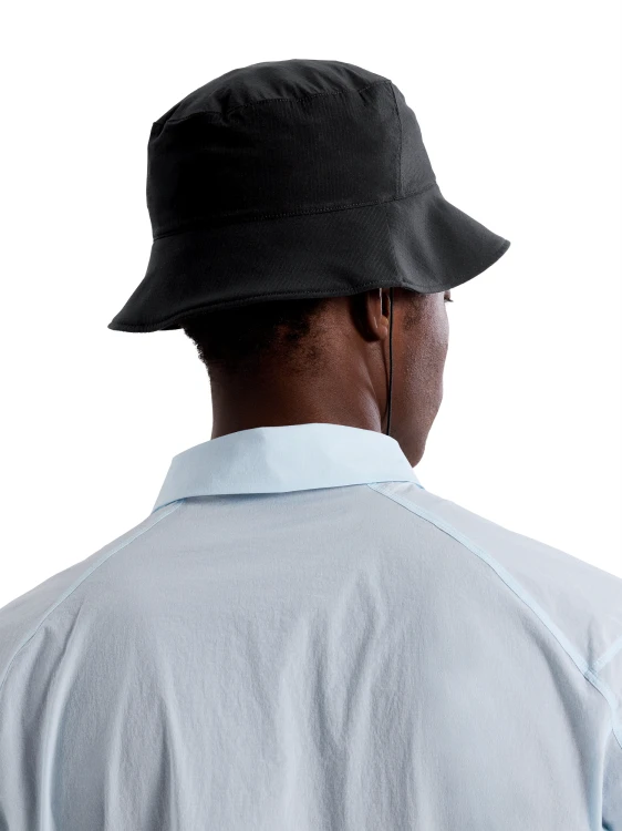 X000010338_002291 Arcteryx Sinsolo Bucket Hat Black (2).png