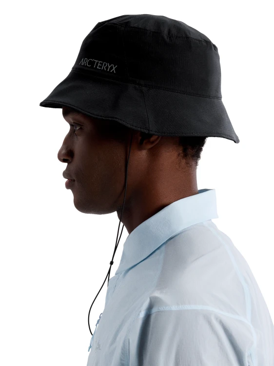 X000010338_002291 Arcteryx Sinsolo Bucket Hat Black (1).png