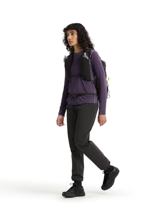 X000010245_022619 Arcteryx Sunna Crew Shirt LS Moondrop Women (1).png