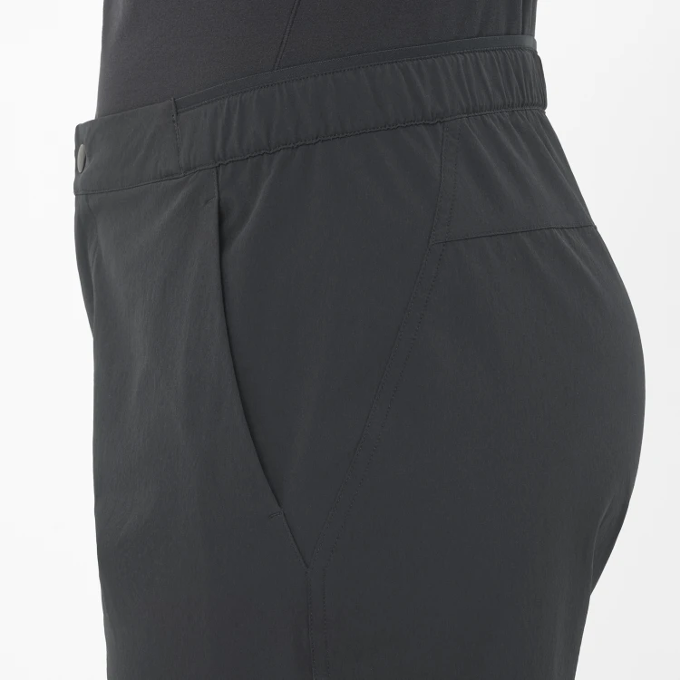 LC2749800 Spodenki damskie Salomon WAYFARER 2.0 SHORTS W DEEP BLACK TatraStore (7).png