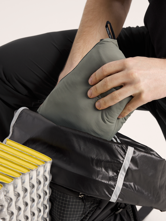 Kurtka Arcteryx ATOM SL HOODY Forage (5).png