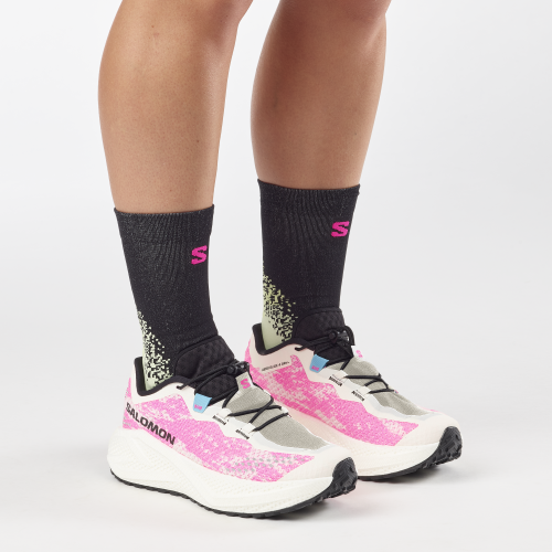 L49175400 AERO GLIDE 4 GRVL W Vanilla Ice Knockout Pink TatraStore (2).png