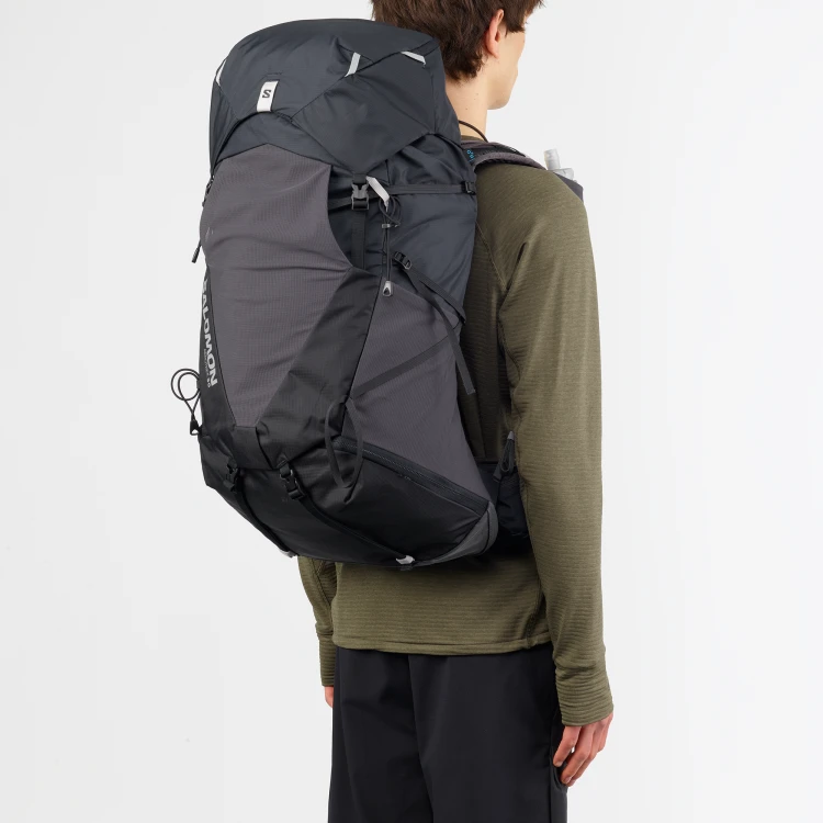 LC2710100 Plecak Trekkingowy Salomon AEROTREK 50 Anthracite TatraStore (4).png