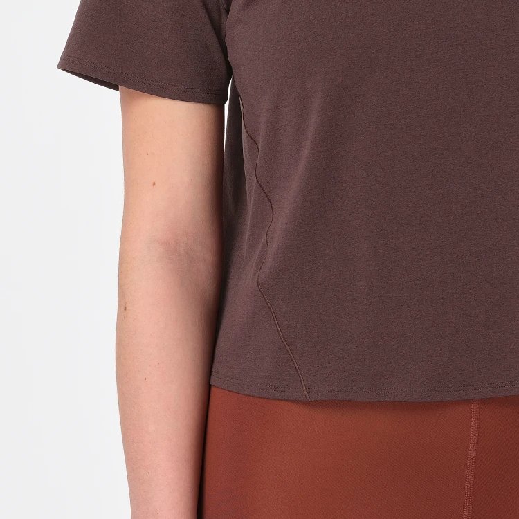 Koszulka TRACKLINE SS TEE W Coffee Bean (1).png