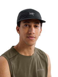 X000009489_021941 Arcteryx Aerios 5 Panel Cap Black-Arctic Silk (9).png
