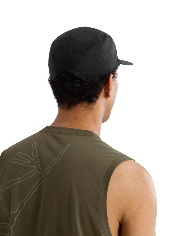 X000009489_021941 Arcteryx Aerios 5 Panel Cap Black-Arctic Silk (1).png