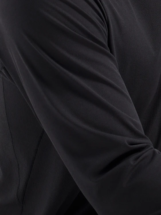 X000010294_002291 Arcteryx Cormac Hoody Black Men (1).png