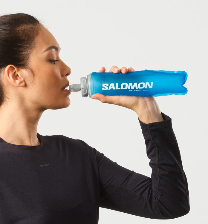 LC2337700 Bidon Salomon Soft Flask Ultra 500 ml clear blue (2).png