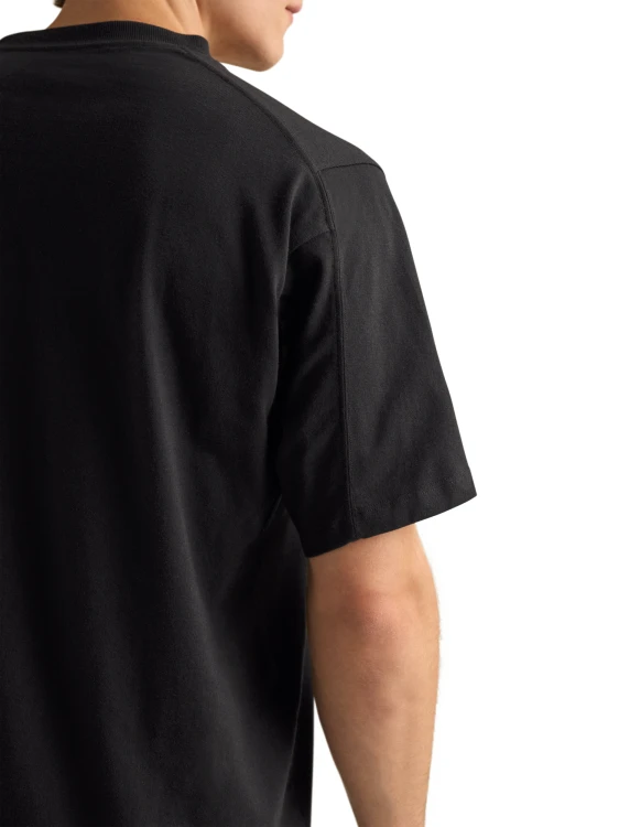 X000010702 Kragg Cotton Emblem Crew Neck Shirt Black Men (5).png