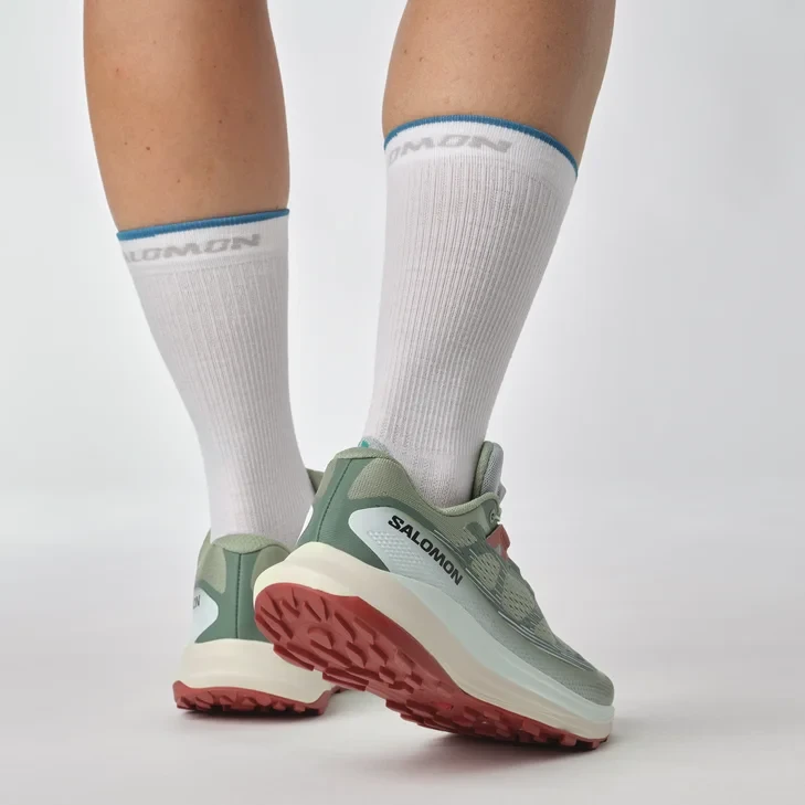 L47211500 salomon ultra glide 2 w lily pad.webp