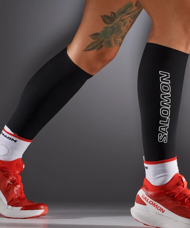 LC2030600 opaska na łydkę kompresja salomon s lab speed calfs u black tatrastore pl.webp