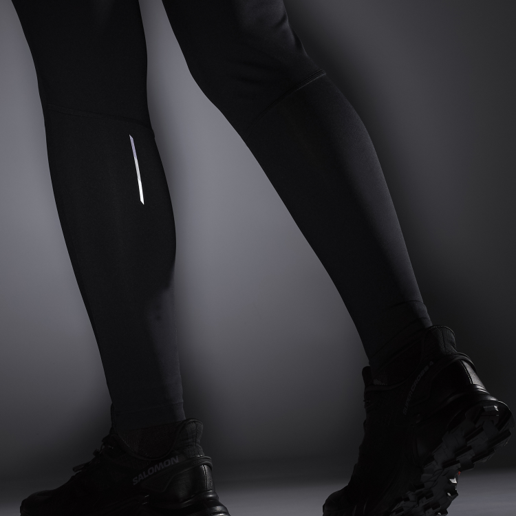 LC1893400 cross run 28 tight deep black run w Tatra Store pl.png