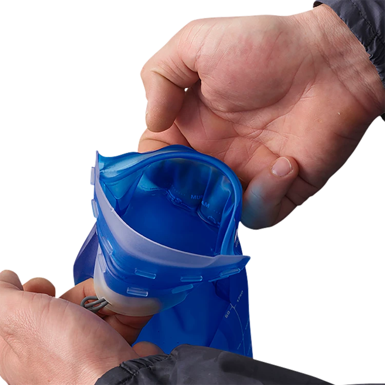 LC1916300_4_GHO_SOFT RESERVOIR 2L-Clear Blue.png