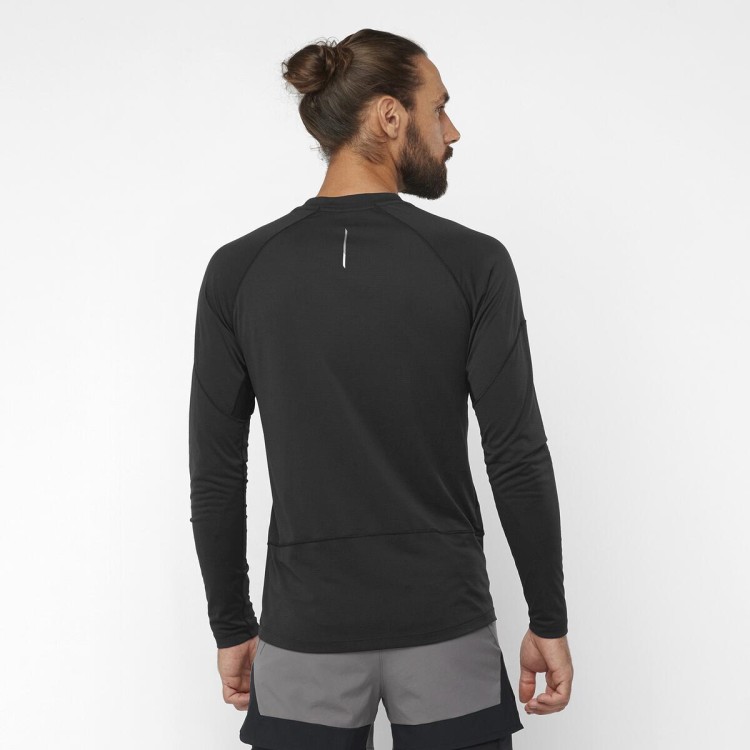LC1826400 cross run ls tee  black.jpeg