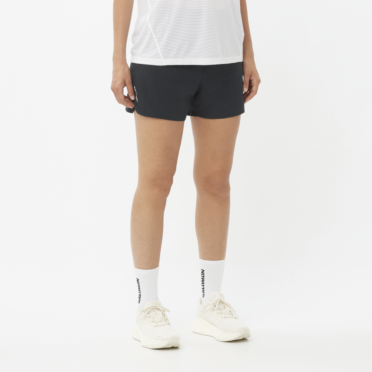 LC2451300 shkoutcoreshorts4_deepblack_run_w (2).png