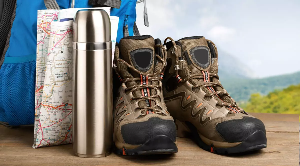 Salomon w miejskim stylu – jak nosić buty trekkingowe na co dzień?